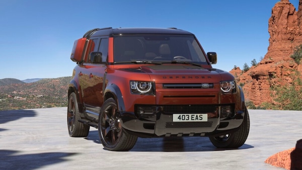 Land Rover Defender, per il 2024 novità di forma e di sostanza