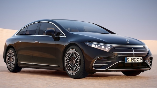 Mercedes frena sull'architettura del lusso elettrico: stop alla MB.EA Large