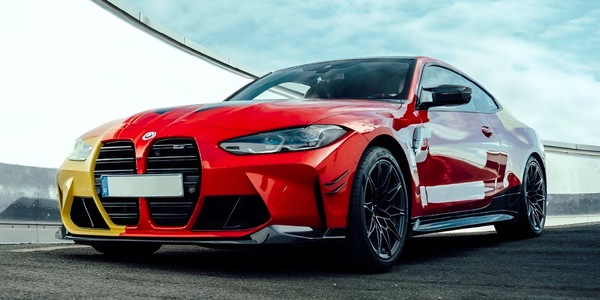 BMW M4 DTM Champion Edition, esclusivo tributo al motorsport
