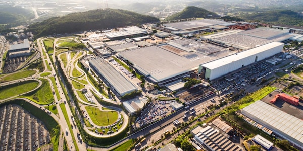 Stellantis investe oltre 5 miliardi di euro, ma in Brasile