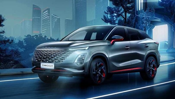 Omoda 5 e Omoda 5 EV, i nuovi Suv sbarcano in Italia