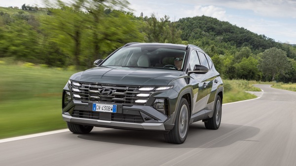 Nuova Hyundai Tucson 2024: il test drive tra tecnologia e comfort