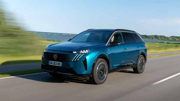 Peugeot E-5008, il Suv sette posti campione di efficienza