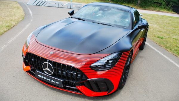 Mercedes-AMG GT 63, con la Pro alza l'asticella