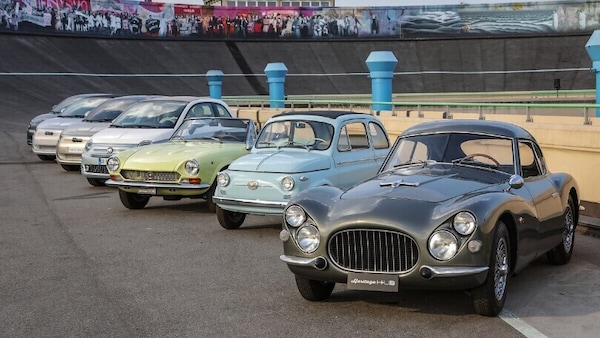 125 anni di Fiat, la parata delle auto storiche al Lingotto di Torino