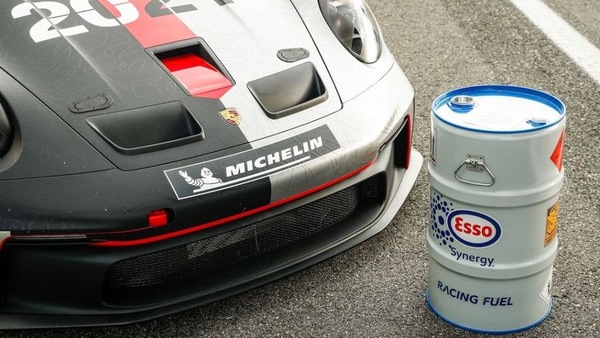 e-fuels e messa al bando delle auto termiche, von der Leyen e la linea soft