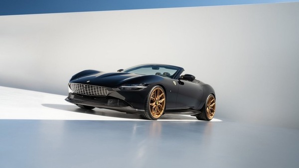 Novitec aggiunge pepe (e carbonio) alla Ferrari Roma Spider