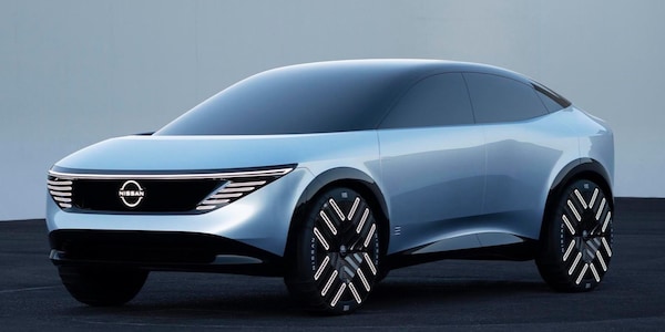 Rivoluzione per la terza generazione di Nissan Leaf nel 2025