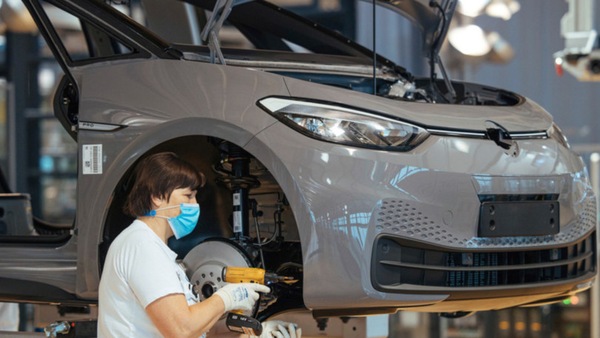 Volkswagen a rischio "Abbiamo due anni per salvarci"