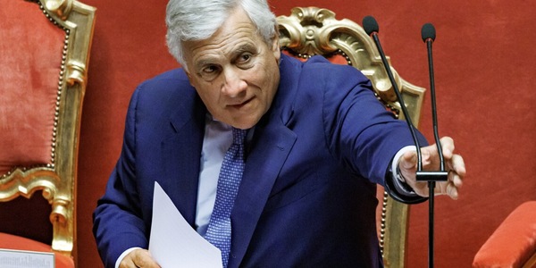 Dazi alle auto elettriche cinesi, Tajani: “Sosteniamo la posizione dell’Ue”