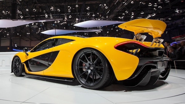 McLaren, arriva l'erede della P1: sarà ancora una V8 ibrida