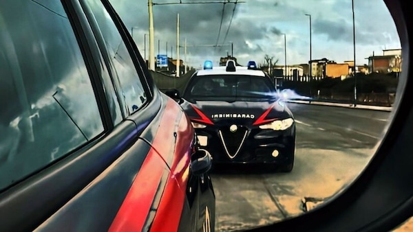 L'Alfa Romeo Giulia dei Carabinieri è diventata una star dei social