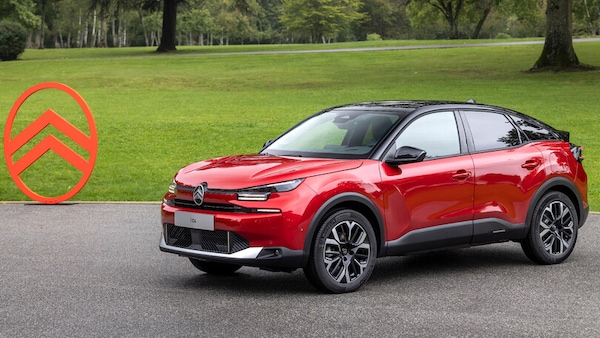 Nuova Citroen C4 e C4 X, anteprime al Salone di Parigi