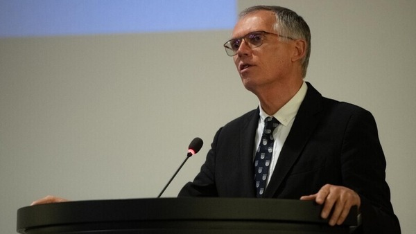 Stellantis: consegne di auto scendono del 20% nel terzo trimestre