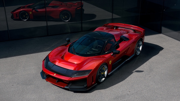 Ferrari F80, la bellezza diventa performance