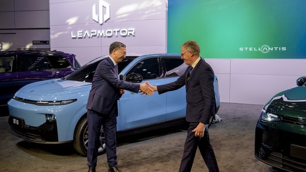 Leapmotor sposta la produzione e "premia" chi ha detto no ai dazi