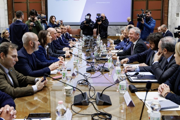 Tavolo Stellantis, Urso: "A Stellantis si assuma la responsabilità sociale dell'auto"