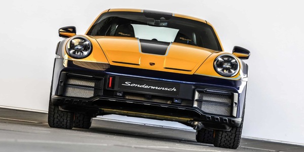 Porsche 911 Dakar Sonderwunsch, pezzo unico ispirato al mitico rally