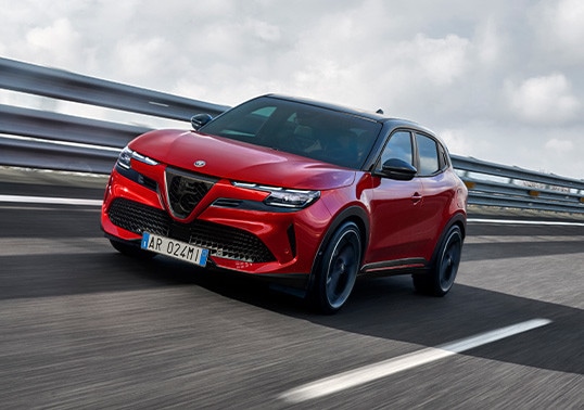 The Car of The Year 2025: l'Italia confida nell'Alfa Romeo Junior