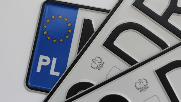 Targhe estere, Governo verso la stretta