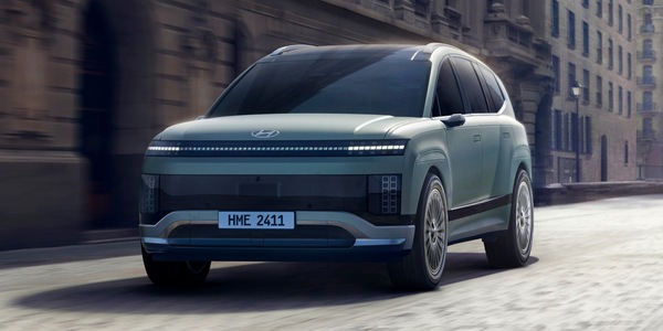 Hyundai Ioniq 9, Suv elettrico con abitacolo da record