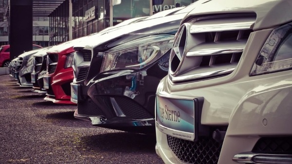 Il mercato europeo non ride più: la transizione in Italia è davvero complessa