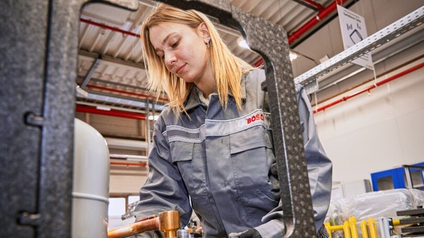 Piangono anche i fornitori: Bosch, previsti 5.500 tagli nel settore auto