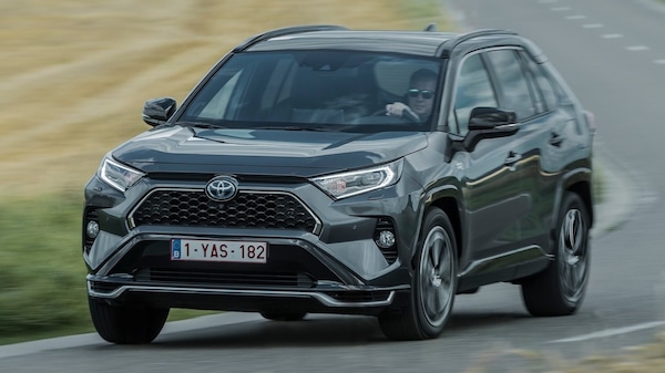 Toyota RAV4, primi passi per la nuova generazione