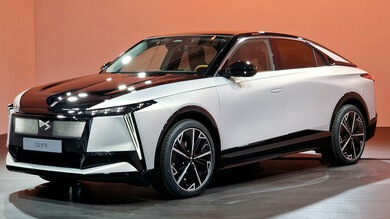 DS N°8, svelata l'elettrica da 750 km di autonomia