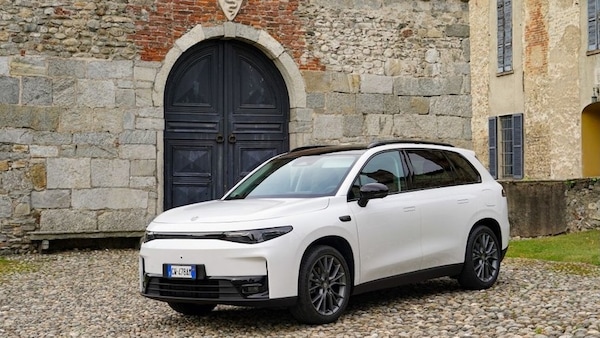 Leapmotor C10 REEV, inizia l'avanzata delle ibride dalla Cina