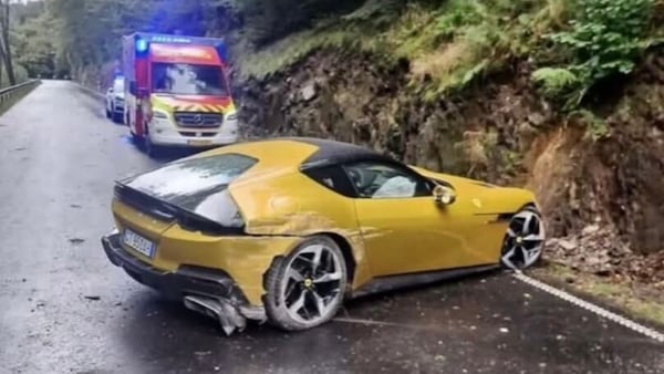 Ferrari, una 12Cilindri fa il botto: l'incidente prima di un evento stampa
