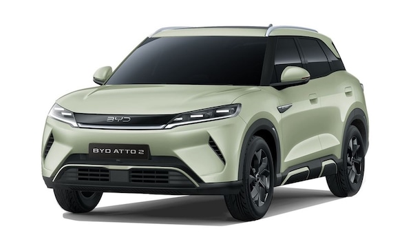 BYD Atto 2, il 2025 si apre nel segno delle elettriche compatte