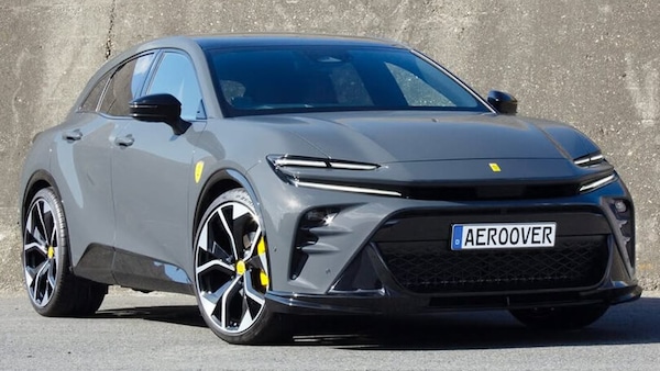 Questa Toyota Corolla Crown Sport è una "vera" Ferrari Purosangue