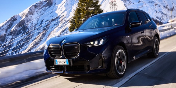 BMW comanda il lusso in Italia, nuova X3 è pronta a stupire