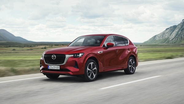 Mazda CX-60 2025 migliora la dotazione, confermati PHEV e diesel