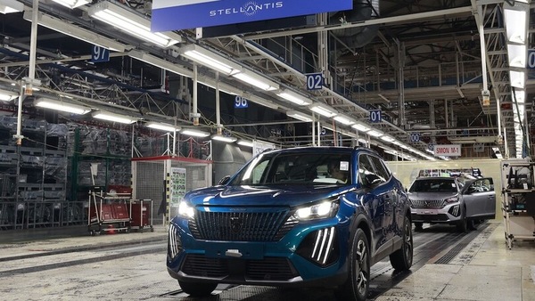 Stellantis, STLA Small non solo a Pomigliano: i modelli in Spagna