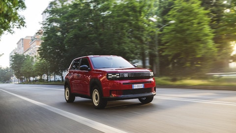 Nuova Fiat Grande Panda Red