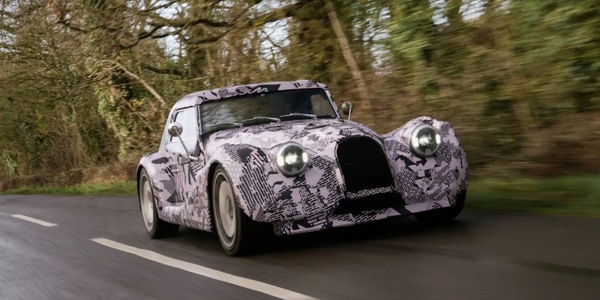 Morgan, arriva la top di gamma con 6 cilindri BMW e stile Pininfarina