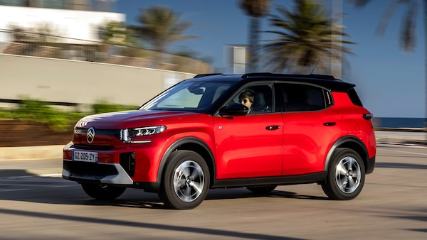 Citroën C3 Aircross 2025, prova del B-Suv elettrico e ibrido