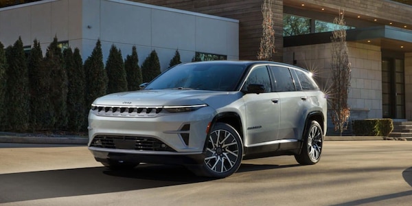 Wagoneer S Limited, si allarga una gamma della elettrica Jeep