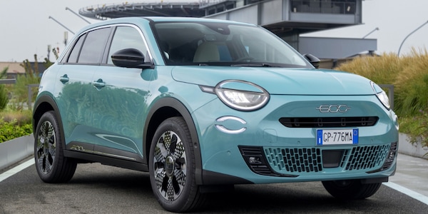 Nuova Fiat 600 Hybrid tre motivi per comprarla... ma con qualche riserva