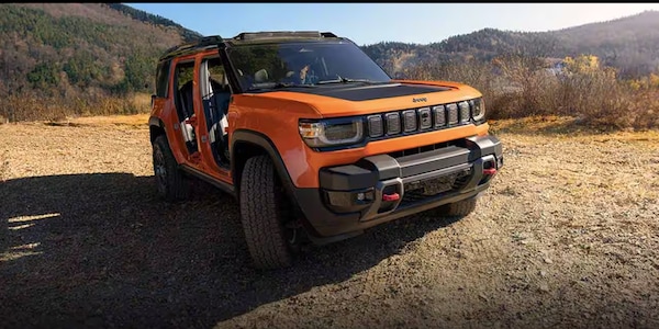Jeep Recon 4xe elettrica anticipata al Super Bowl, arriva a fine anno