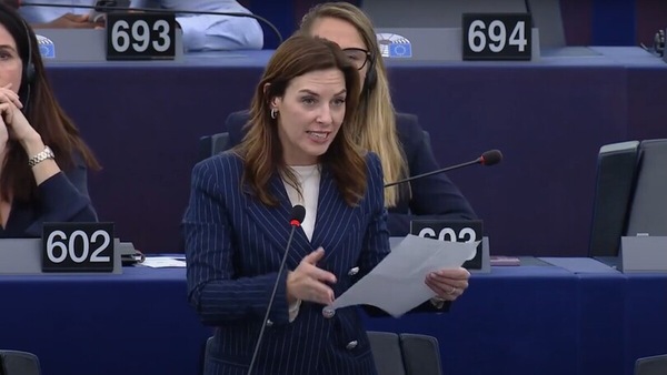 Crisi dell'auto: meno ideologia green e cancellare lo stop ai motori termici