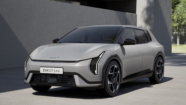 Kia EV4, un'elettrica dai due volti