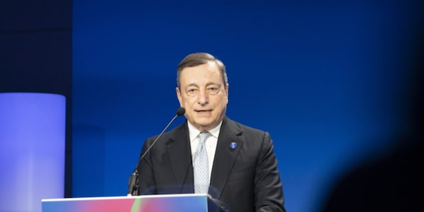 Draghi alla UE: neutralità energetica per il futuro, basta ideologia