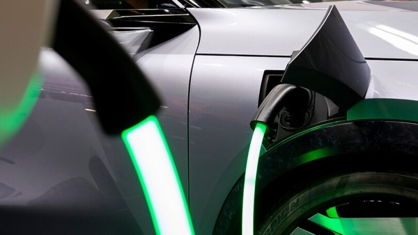 Auto elettriche: l'AGCOM apre un'istruttoria su Byd, Stellantis, Tesla e Volkswagen