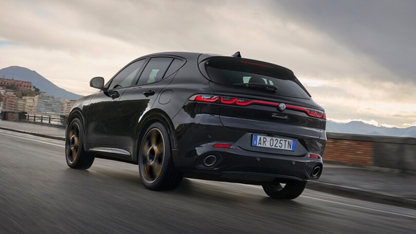 Alfa Romeo Tonale, Intensa top di gamma