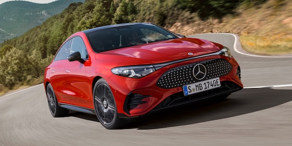 Nuova Mercedes CLA, la Stella più intelligente