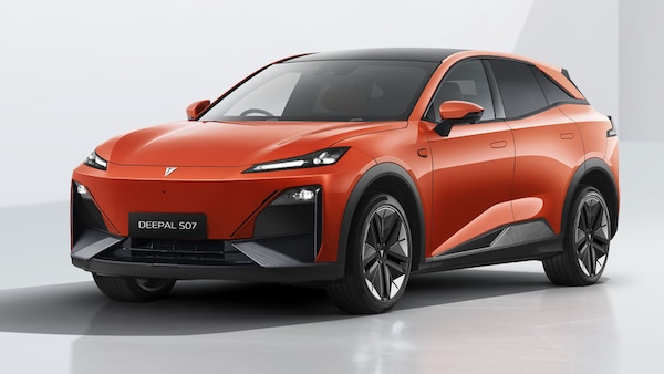 Changan sbarca in Europa con la Deepal S07