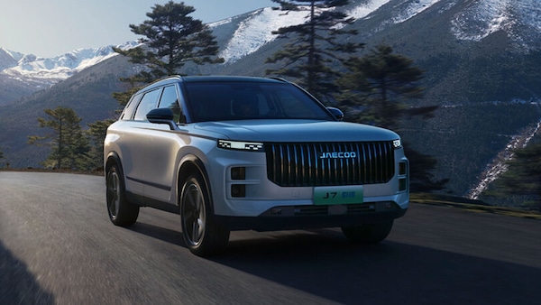 Jaecoo 7, come va la Super Hybrid da 1.200 km di autonomia